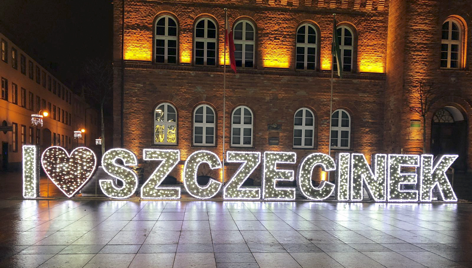 Zdjęcie szczecineckiego ratusza